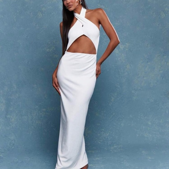Missguided Dresses & Skirts - Missguided White Twist Halter Cutout Maxi Dress